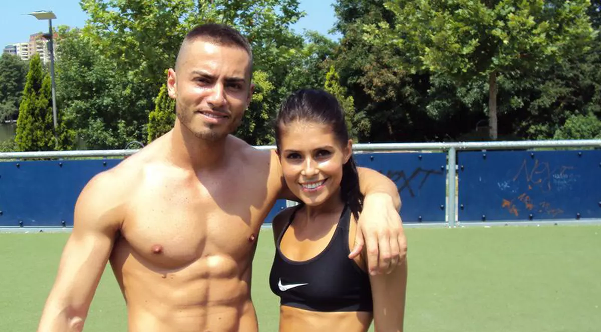 Fosta iubită a lui Smiley l-a DEZBRĂCAT și CĂLĂRIT pe Sonny Flame. Rezultatul se vede în PANTALONII artistului! | FOTO