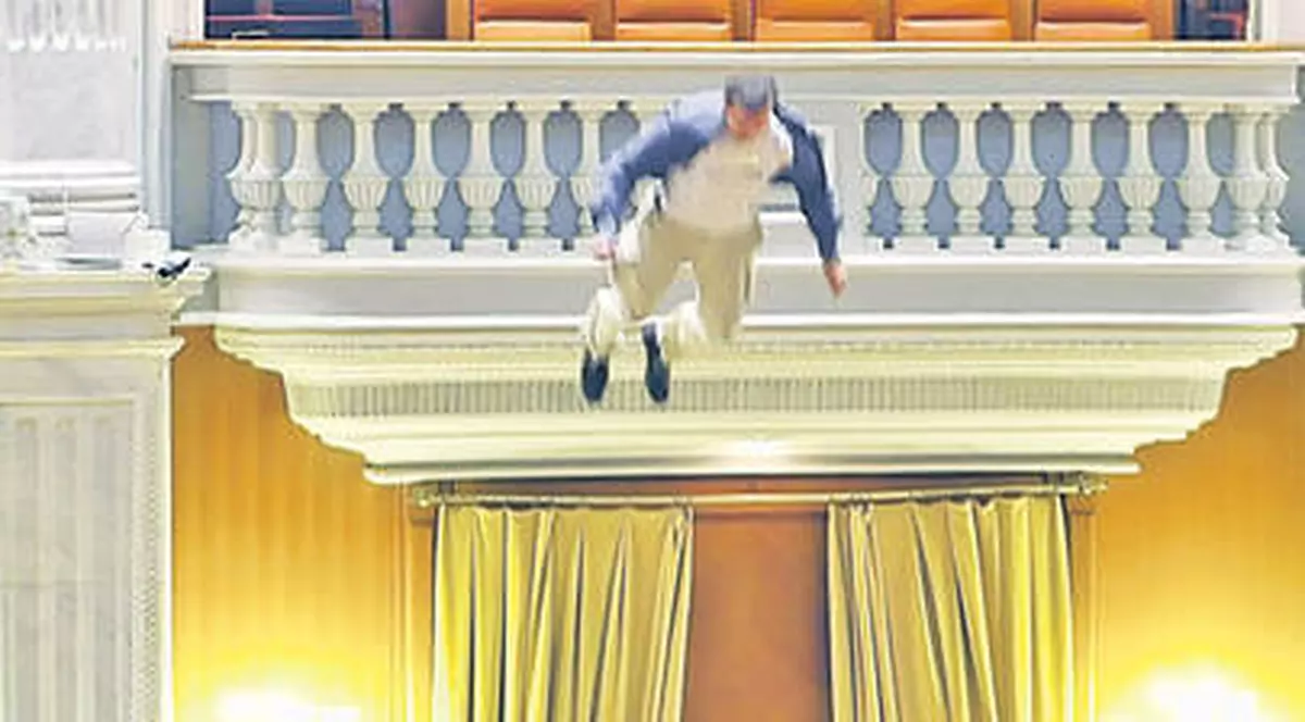 Vrea înapoi în locul în care era să MOARĂ. Decizia INCREDIBILĂ a lui Adrian SOBARU