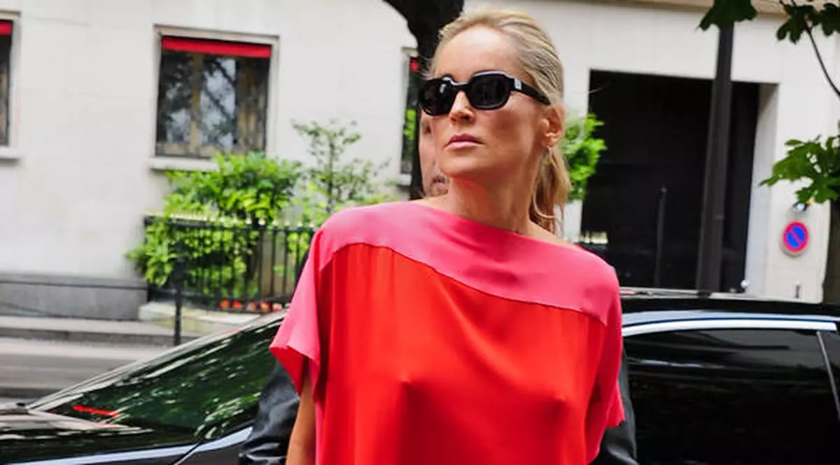 INCREDIBIL! Sharon Stone, JEFUITĂ în ROMÂNIA!