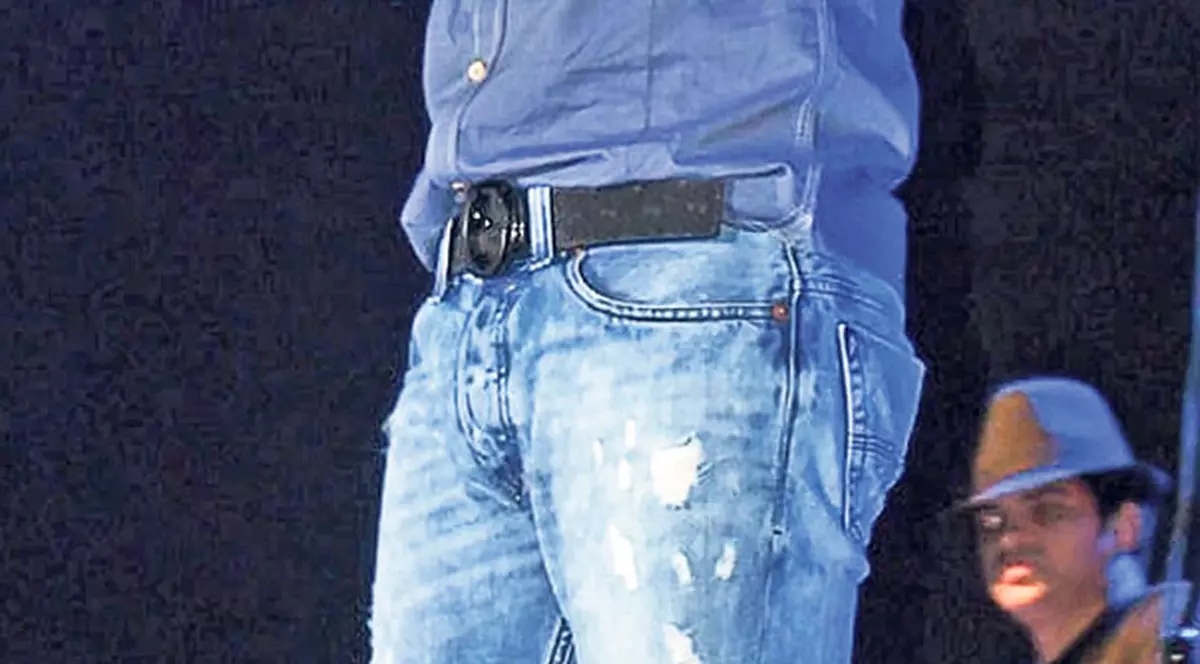 Fetelor, aţi vrut să-i luaţi minţile lui Michel Telo? Mii de oameni au venit să fredoneze «Ai se eu te pego» l Printre ei, zeci de «bunăciuni»