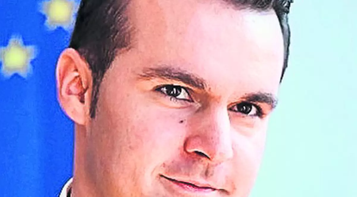 Cherecheş vrea sate locuite doar de rromi!