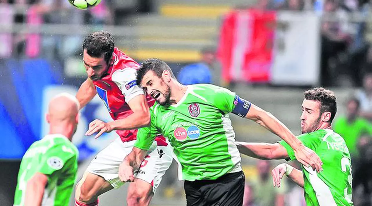 Victorie magnifică! "Dubla" lui Bastos aduce succesul lui CFR Cluj la Braga