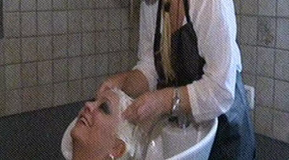 Monica Anghel și-a înnebunit prietenii cu SCHIMBAREA RADICALĂ de LOOK: ”Erau convinși că mă înșală soțul cu o BLONDĂ” | FOTO