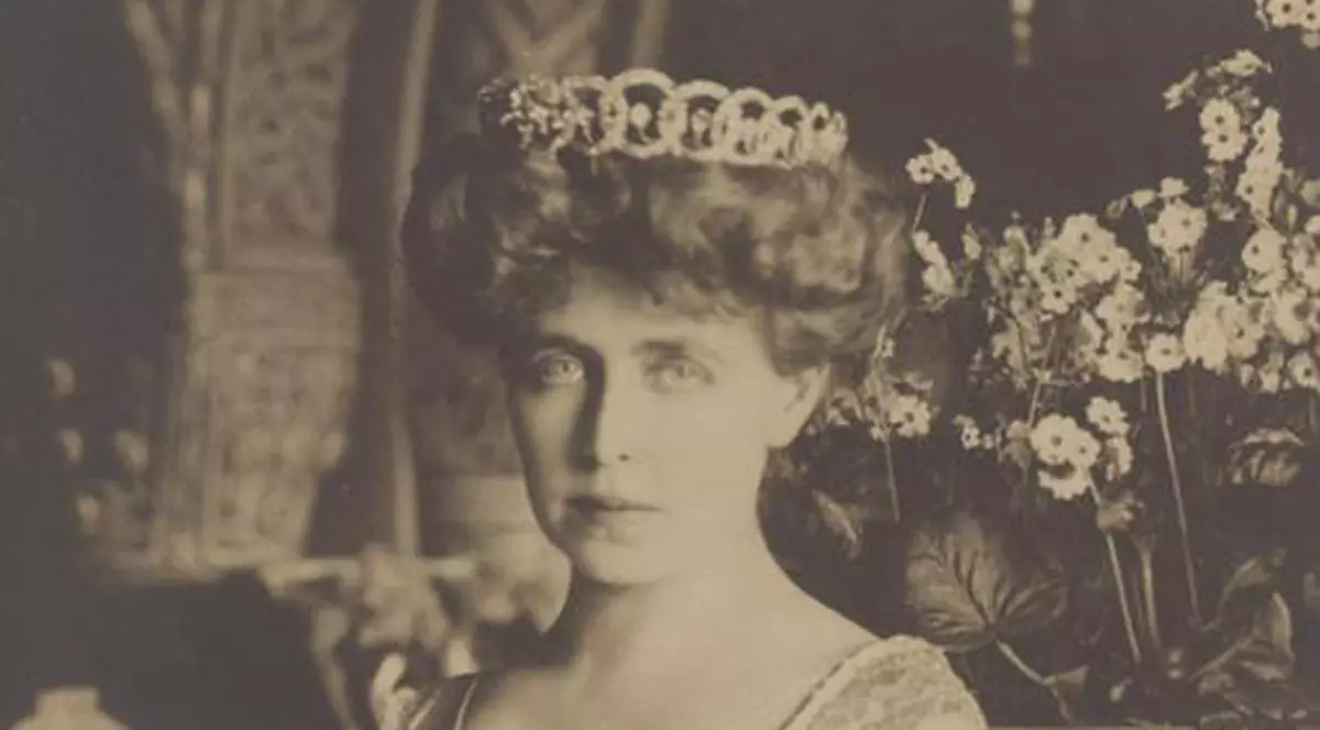 PIESE DE ISTORIE, scoase la licitaţie. Vezi la ce PREŢURI sunt estimate obiecte ale Casei Regale! 