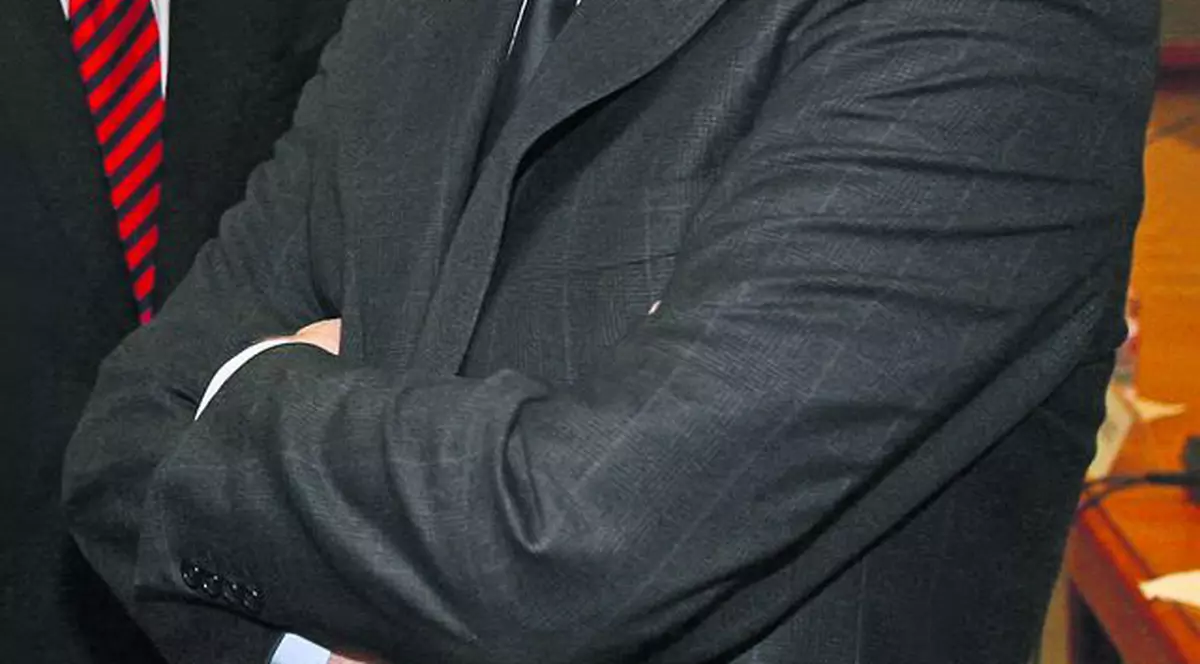 Crin Antonescu a fost ales preşedinte al Senatului