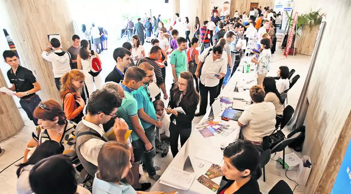 «Au zis că mă sună, chiar dacă n-am Bac-ul»