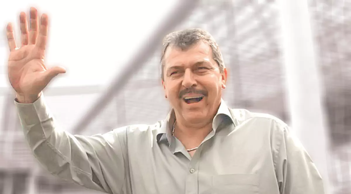 Portarul de legendă al Stelei, Helmuth Duckadam, e fericit că a trecut cu bine peste intervenţia chirurgicală suferită