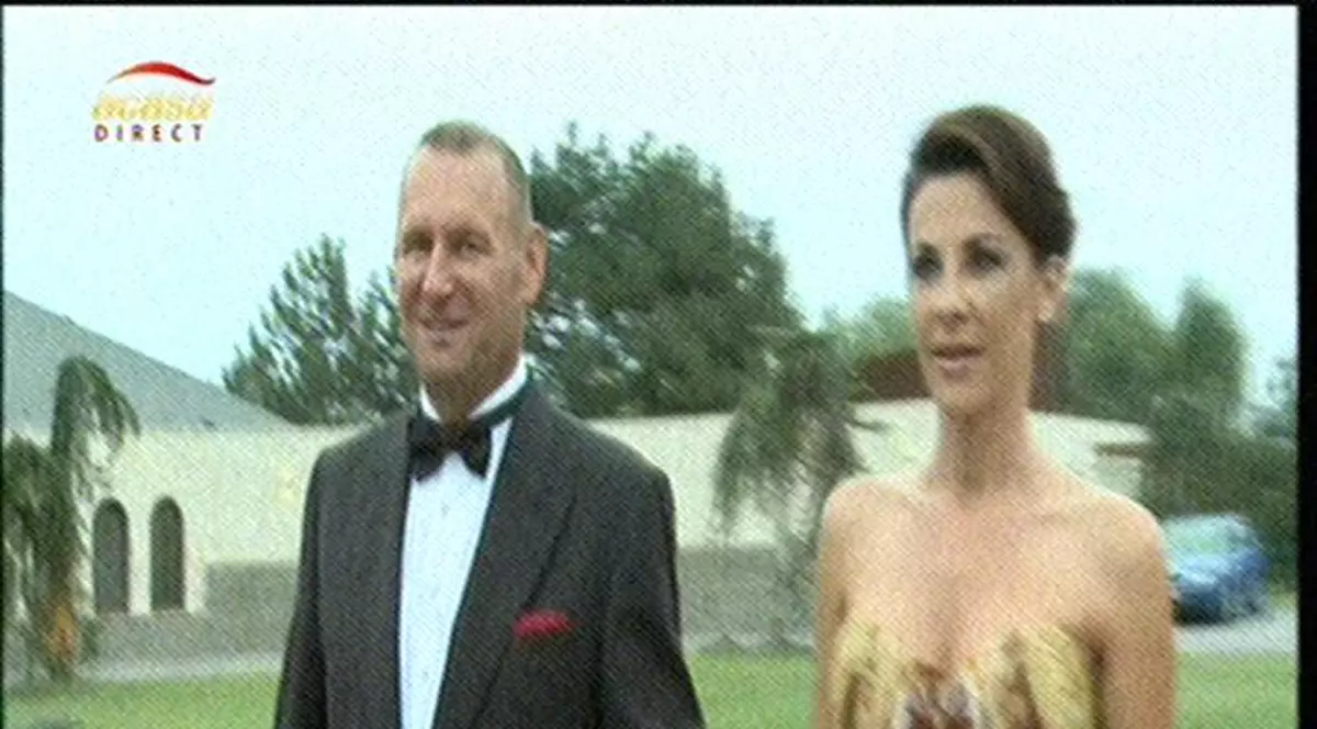 Milionarul Viorel Cataramă a dezvăluit ce va purta la nunta cu Adina Alberts! Vrea să se îmbrace ca pe plajele din Bora Bora