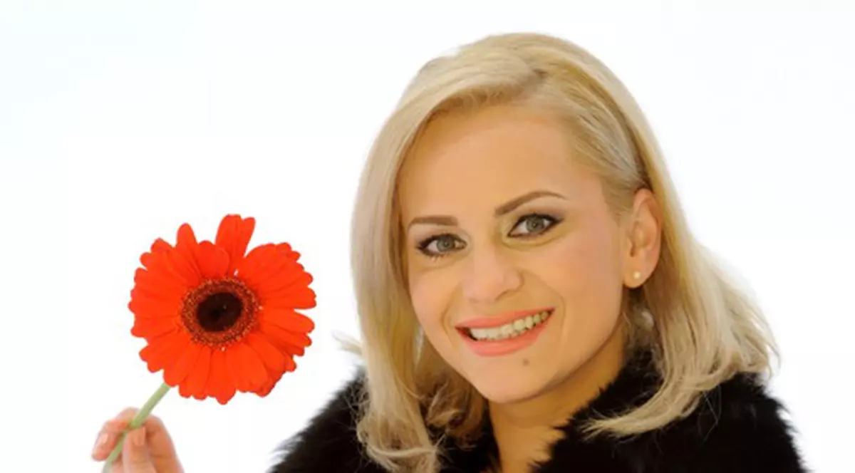 Paula Chirilă este VEGANĂ, însă are grijă ca familiei ei să nu-i lipsească nimic: "Gătesc des pentru fetiţa mea şi pentru soţul meu!"