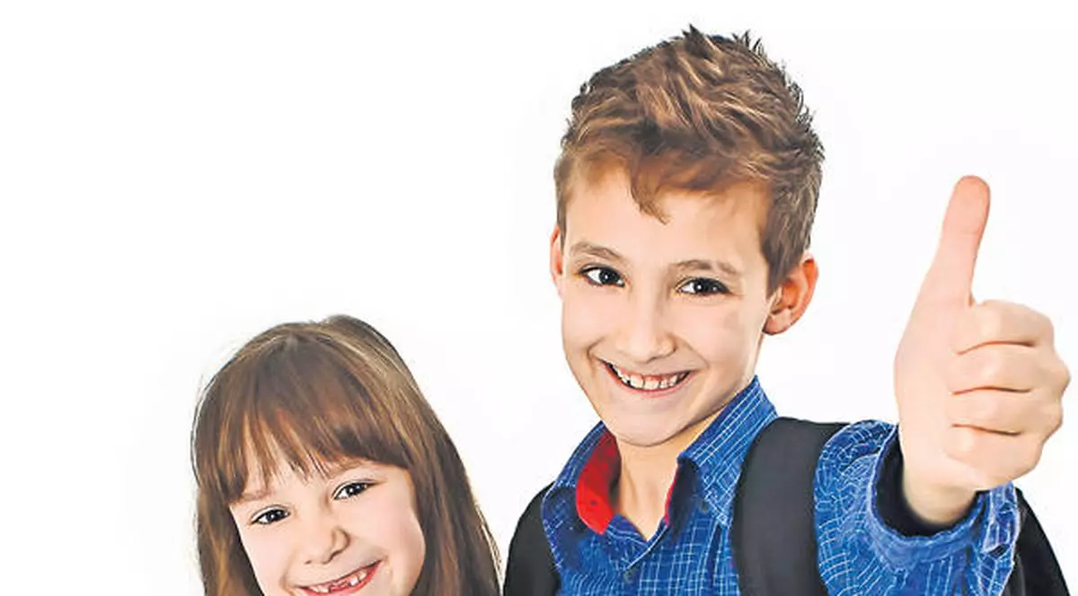 Iată structura anului şcolar 2012-2013. Vezi când are piciul tău vacanţă