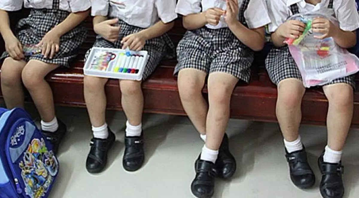 Ce GEST a fost în stare să facă o mamă pentru a-şi deosebi cei patru fii | FOTO INCREDIBIL