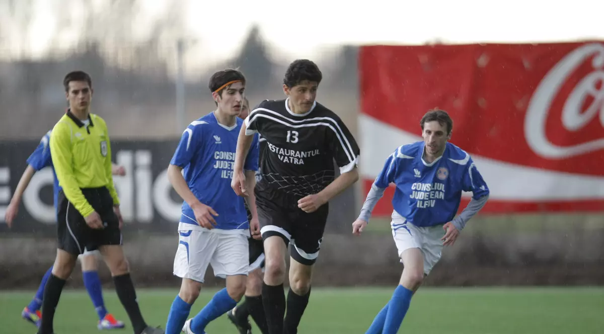 Belodedici, Stelea, Prodan şi alţi foşti înternaţionali au deschis Cupa SportTeam pentru juniori