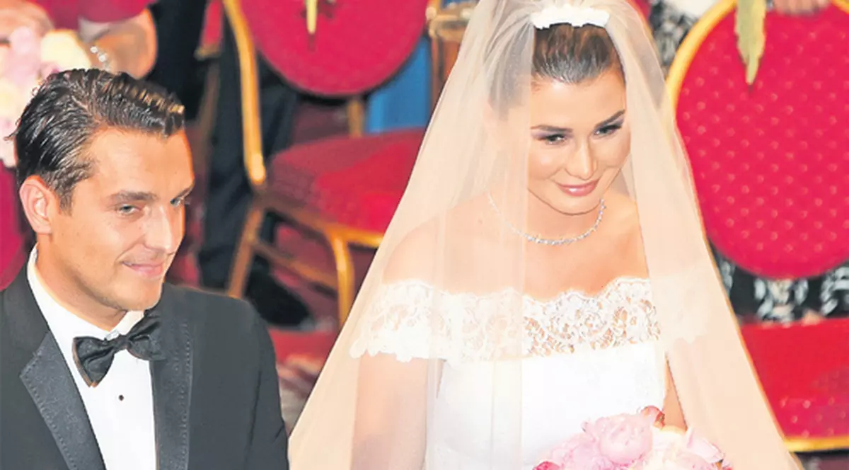 Un cuplu căsătorit de 62 de ani, sfaturi pentru fiica preşedintelui Băsescu: "Elena, nu te culca supărată pe soţ"