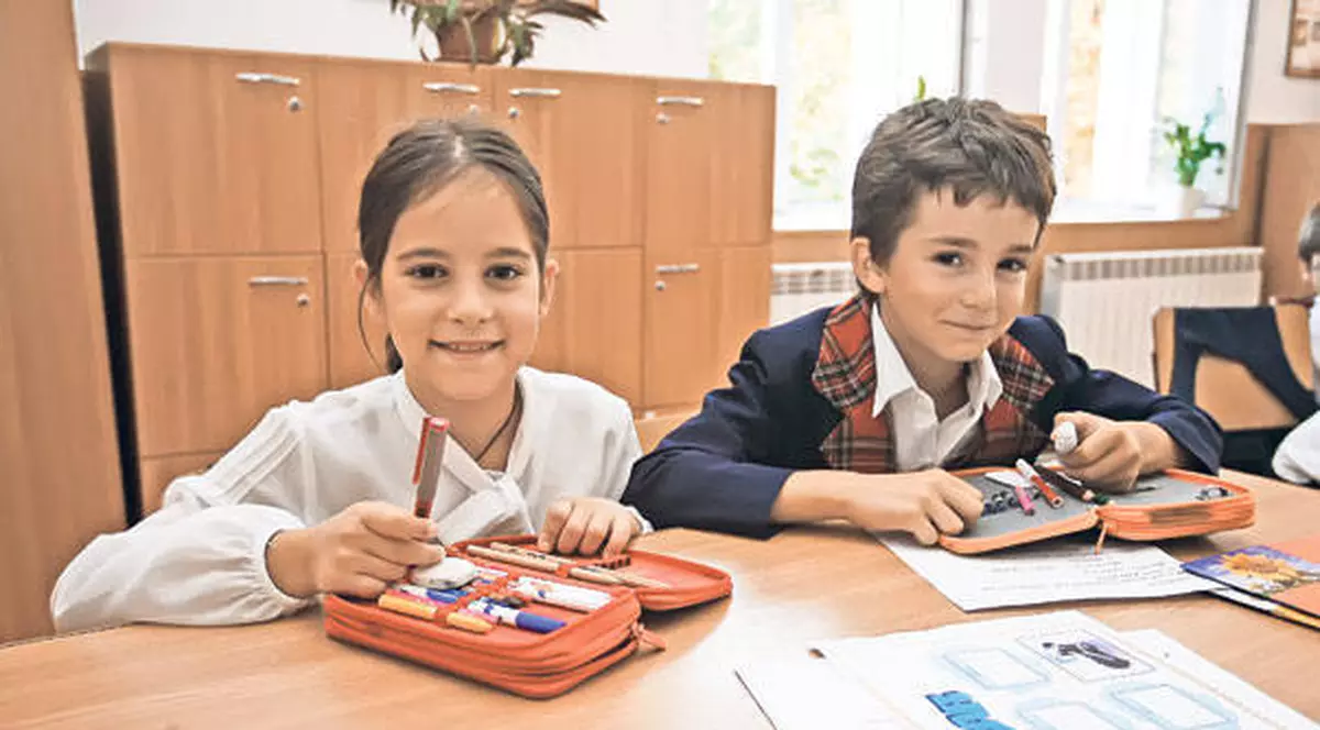 ANUL ŞCOLAR 2013 | Ecaterina Andronescu: "Am convenit cu Patriarhul Daniel regândirea programei la religie"