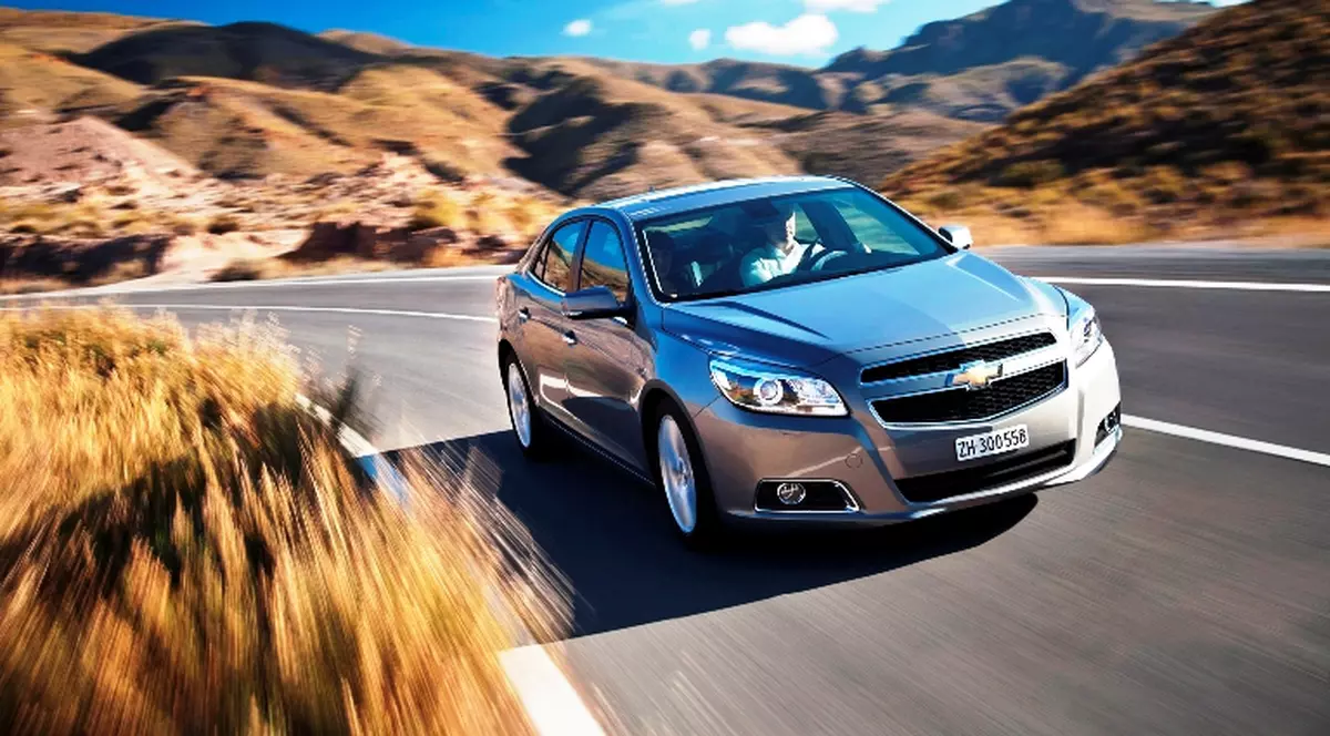 Un american a ajuns în sfârşit în România, după 48 de ani! INTRĂ şi vezi despre ce e vorba