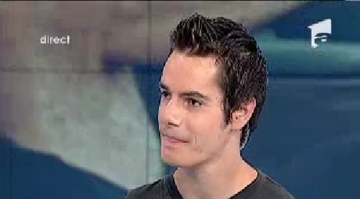 Românul care cântă cu picioarele: "Mă simt ca acasă în România"