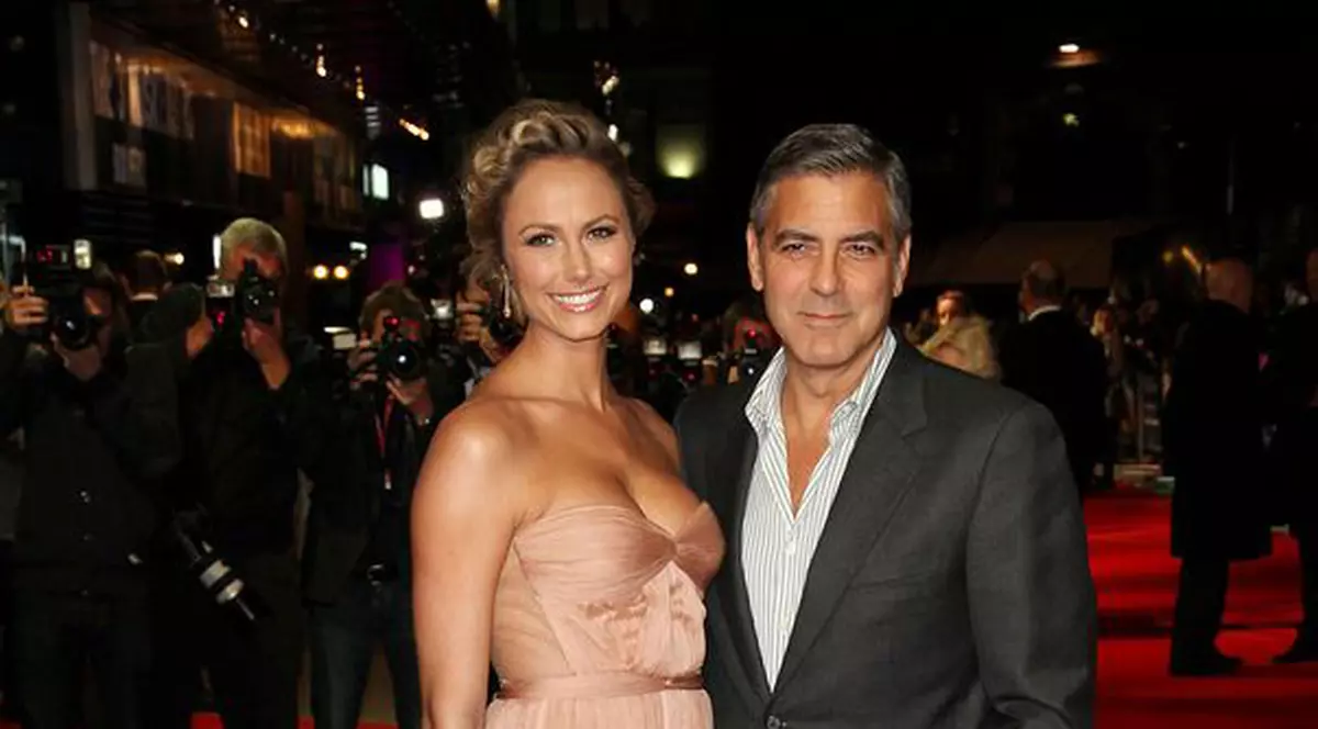 George Clooney, obligat de mama lui să se însoare