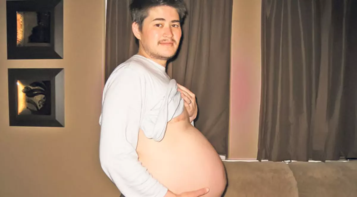 «Gravidul» are o nouă iubită şi vrea încă un copil