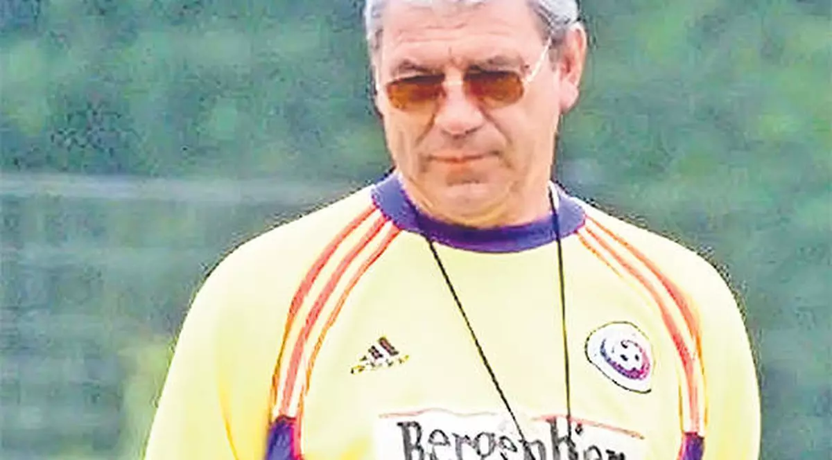 Emeric Ienei, operat cu succes 
