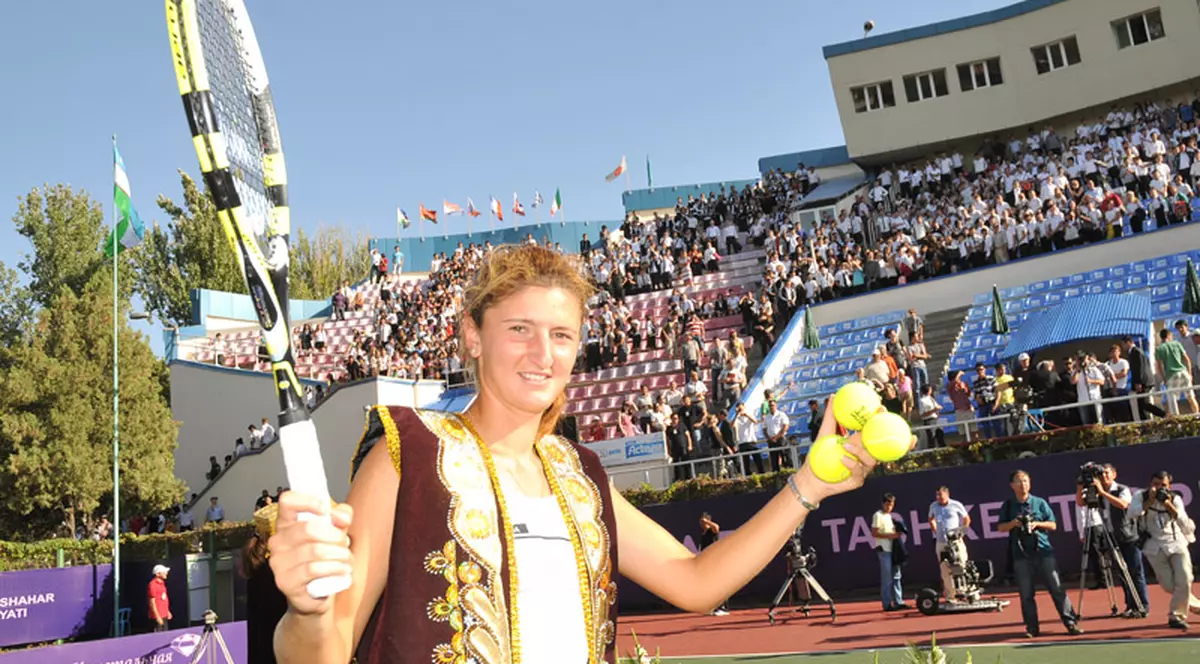 EXCLUSIV | Irina Begu dezvăluie culisele primului ei titlu WTA: "M-am decis cu doar cinci zile înainte să joc la Tashkent"