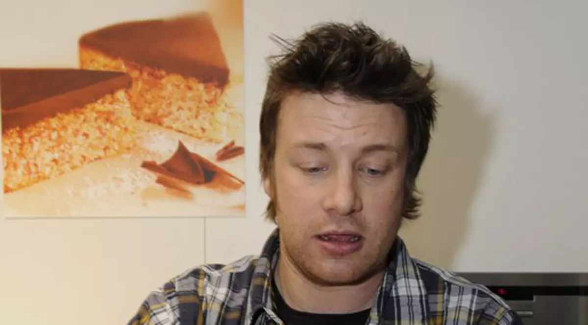 Proces de 1,2 MILIARDE de dolari! Jamie Oliver ARE MARI PROBLEME din cauză că a criticat CARNEA!