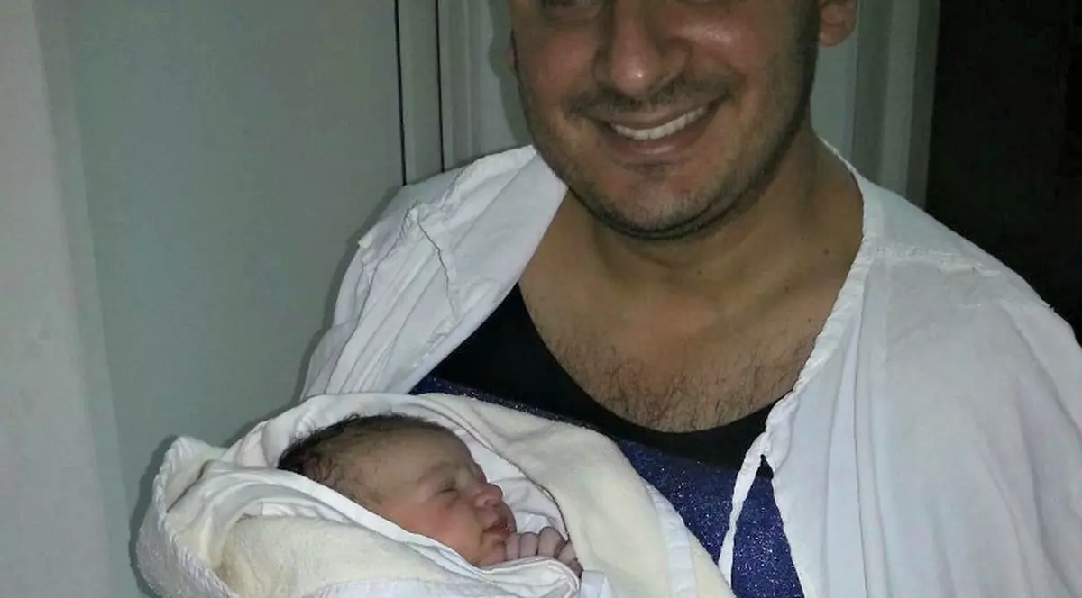 Manelistul Liviu Mititelu a devenit tătic pentru a doua oară. Vezi ce a făcut înainte de nașterea fetiței, din cauza emoțiilor!