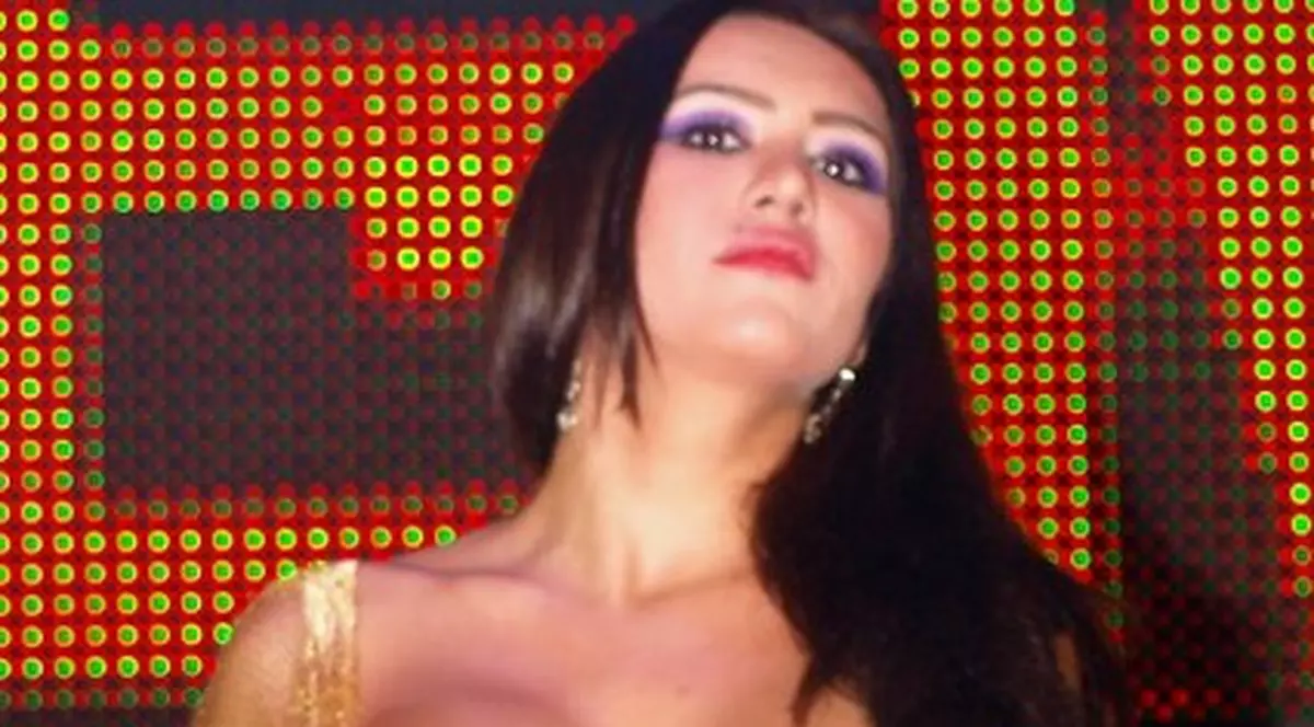 SILICOANELE Margheritei din Clejani! Nu ţi se pare că arată ciudat?