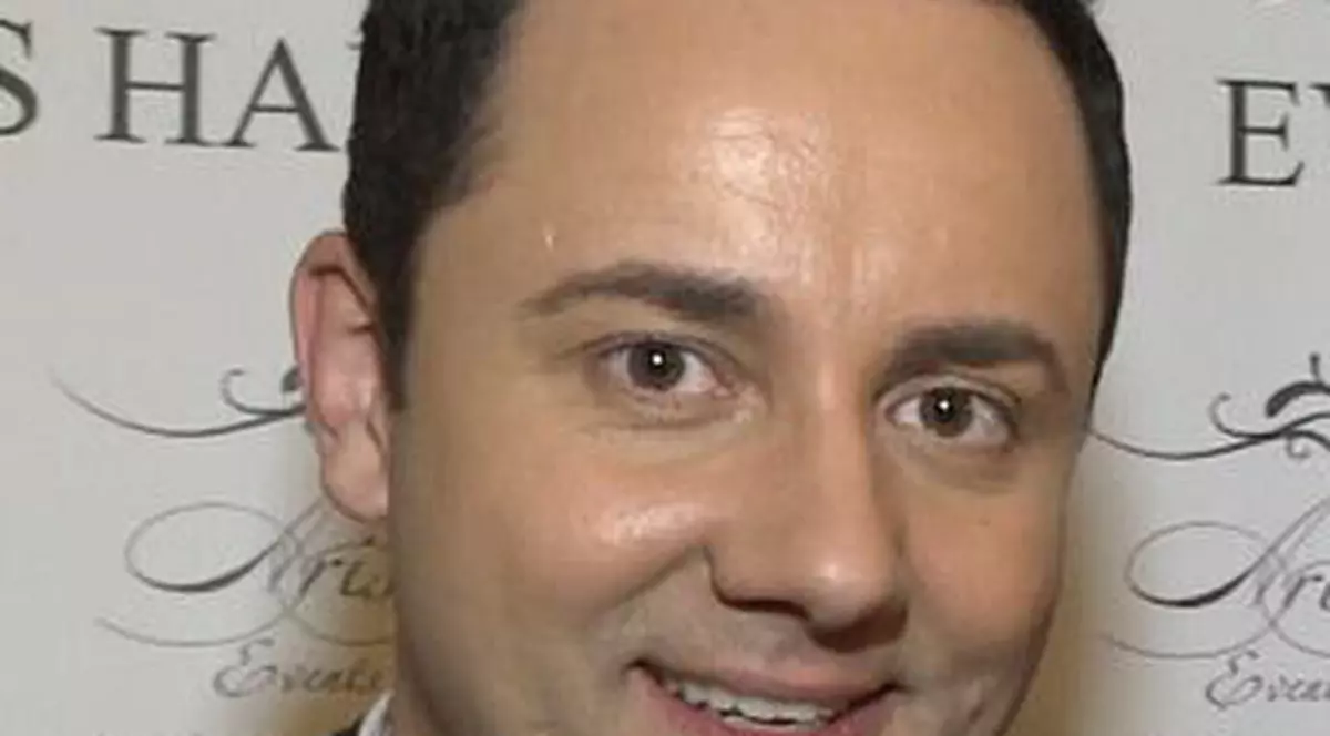 Măruţă, lovit cu pumnul în faţă în autobuz