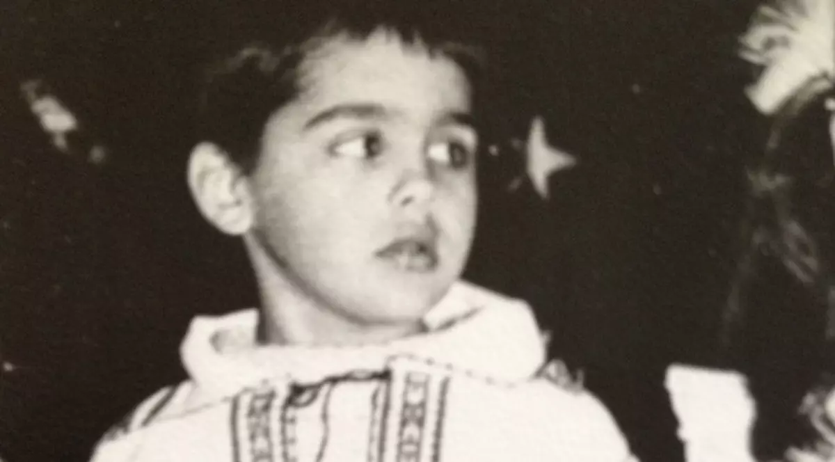 Mihai Gruia de la Akcent, amorezat de profa de geografie!