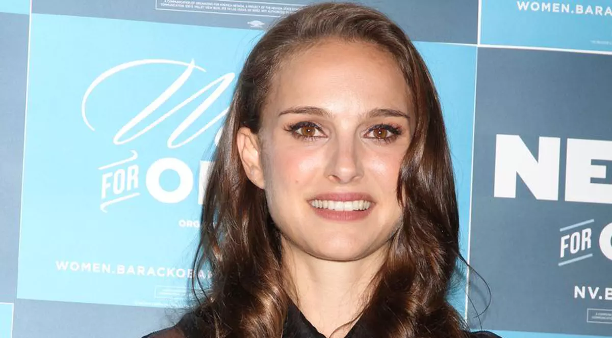 Schimbare RADICALĂ de look! Natalie Portman s-a vopsit blondă. Îți place cum îi stă? | FOTO