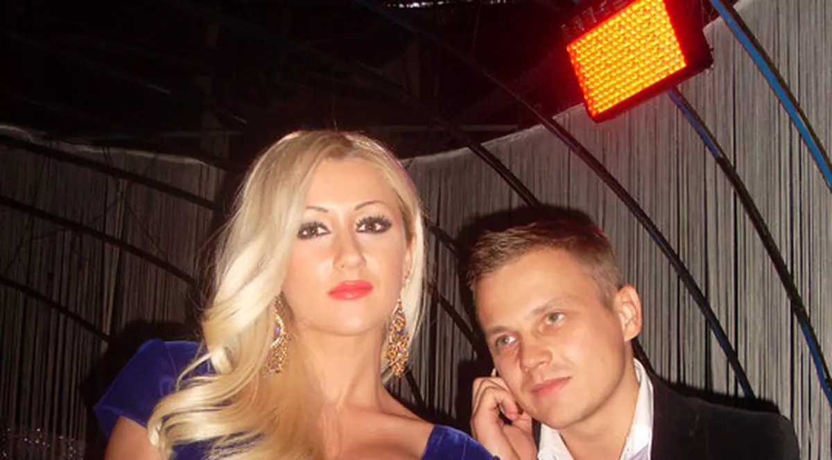 Raluca de la Bambi, atac la Adelina Pestriţu: "Ea a fost amanta şi joacă rolul de femeie înşelată"