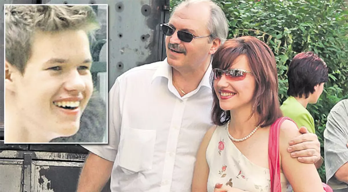 Marina Almăşan l-a dat în judecată pe fostul ei soţ, cântăreţul Victor Socaciu | Vrea triplarea pensiei alimentare