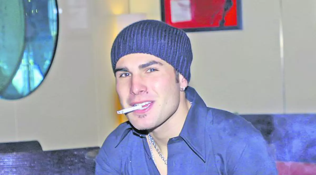 Adrian Mutu, atacantul formaţiei franceze Ajaccio, pretinde că spirtoasele nu sunt pe gustul său: «Nu beau whisky, votcă şi tequila»