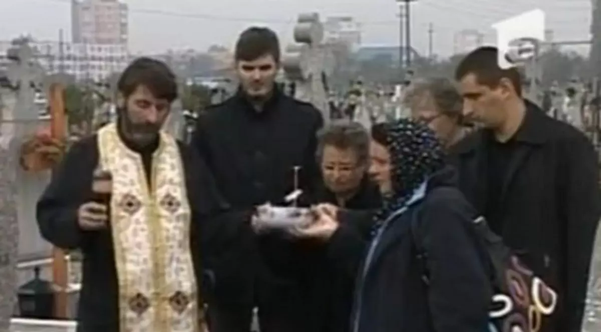 S-a împlinit un an de la ACCIDENTUL lui HUIDU! Rudele victimelor ÎNCĂ aşteaptă dreptatea! FOTO