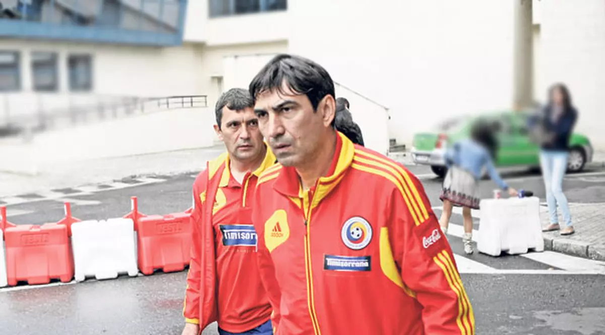 S-au întors muţi şi fierţi de bucurie! Victoria de la Istanbul le-a luat piuitul tricolorilor, iar pe selecţionerul Victor Piţurcă pare să-l fi supărat de-a binelea
