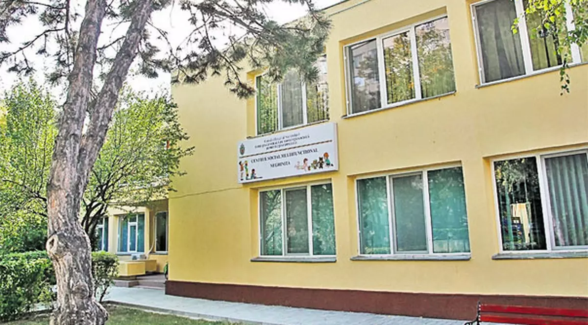 Aici se vor face cursuri gratuite de baby-sitter