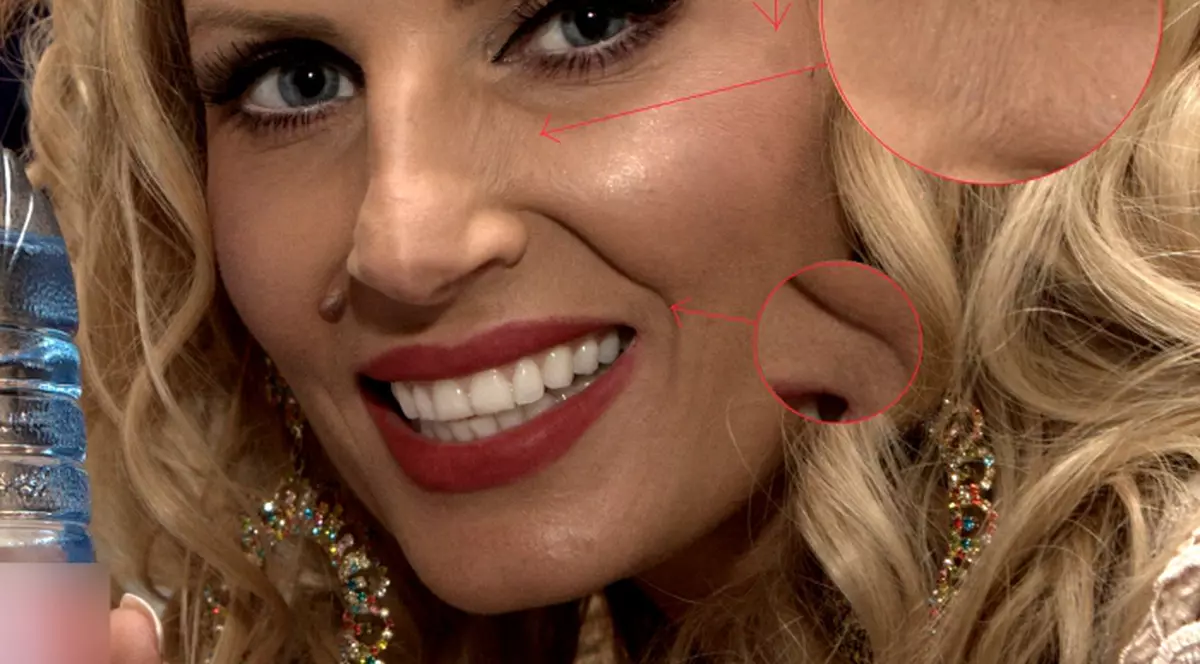 IMAGINE HORROR! Andreea Bănică, cu RIDURI ADÂNCI şi PETE! Uite cum s-a afişat în public vedeta | FOTO