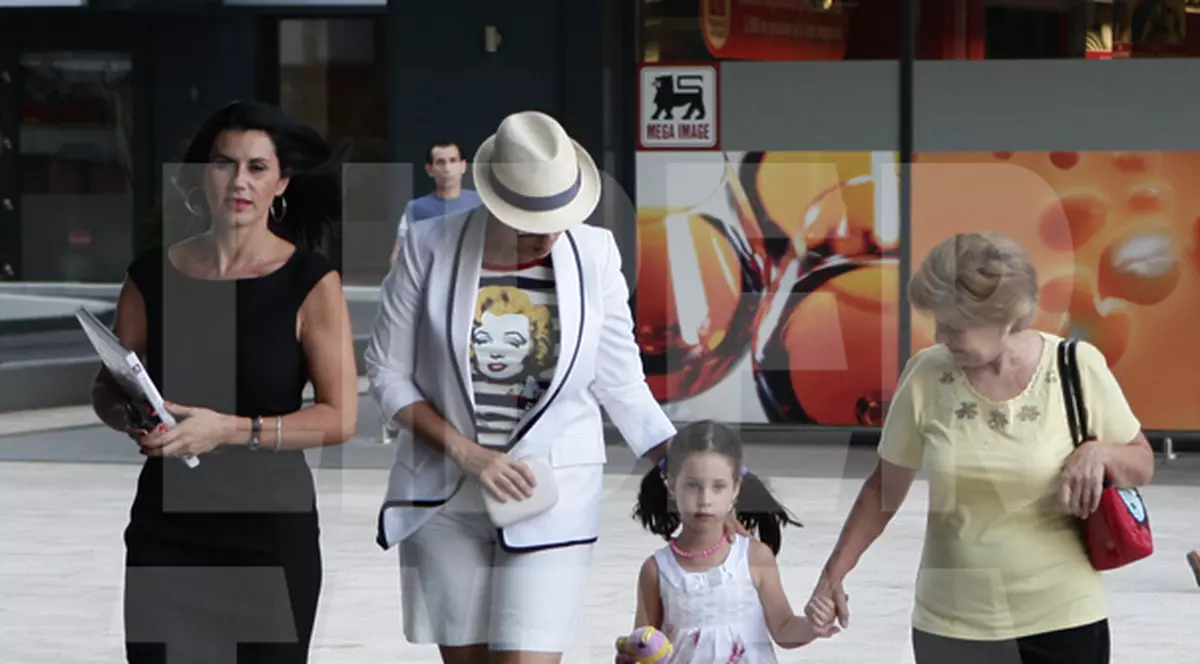 Vezi ce crede Andreea Marin Bănică despre fiica ei, Violeta!