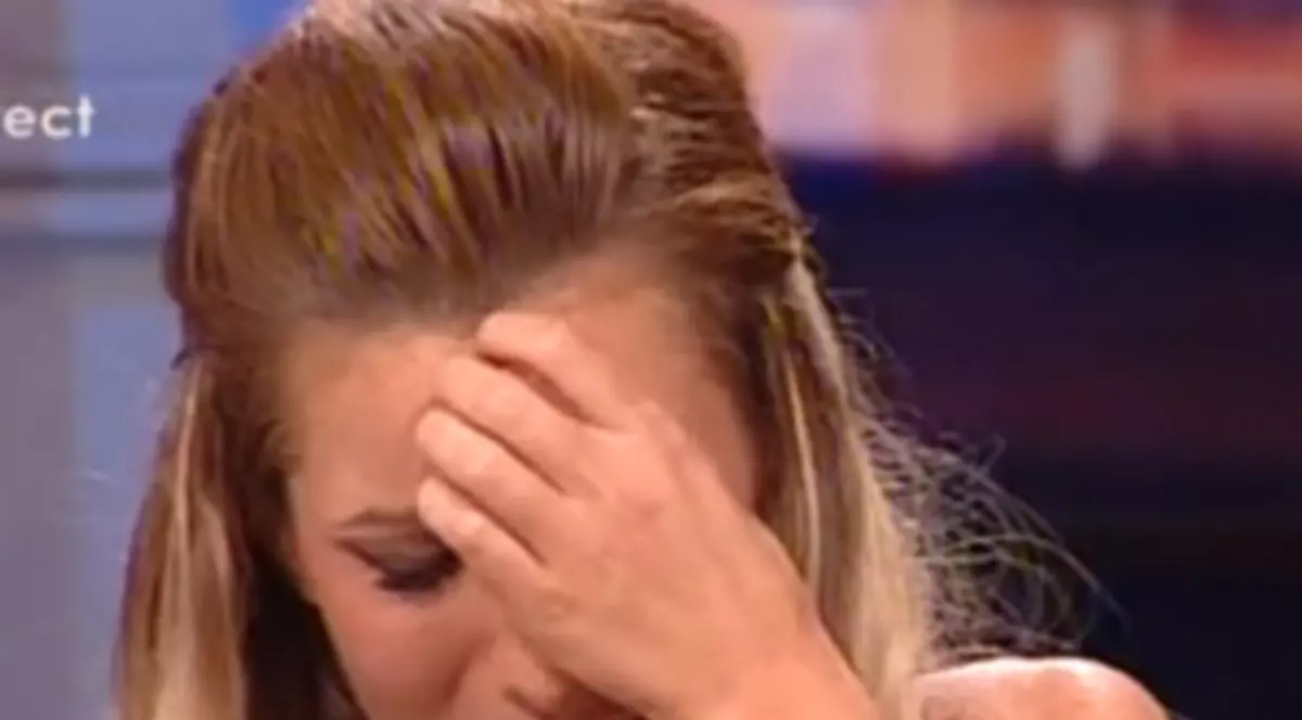 Casandra Ogică, ÎN LACRIMI LA TV! Vezi de ce suferă "Viespea" | VIDEO