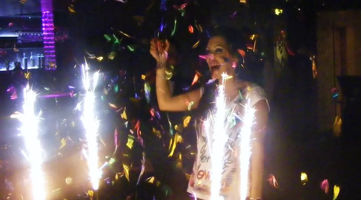 Celia, petrecere SURPRIZĂ de ZIUA ei! Uite cum s-a distrat și de ce a PLÂNS! | FOTO