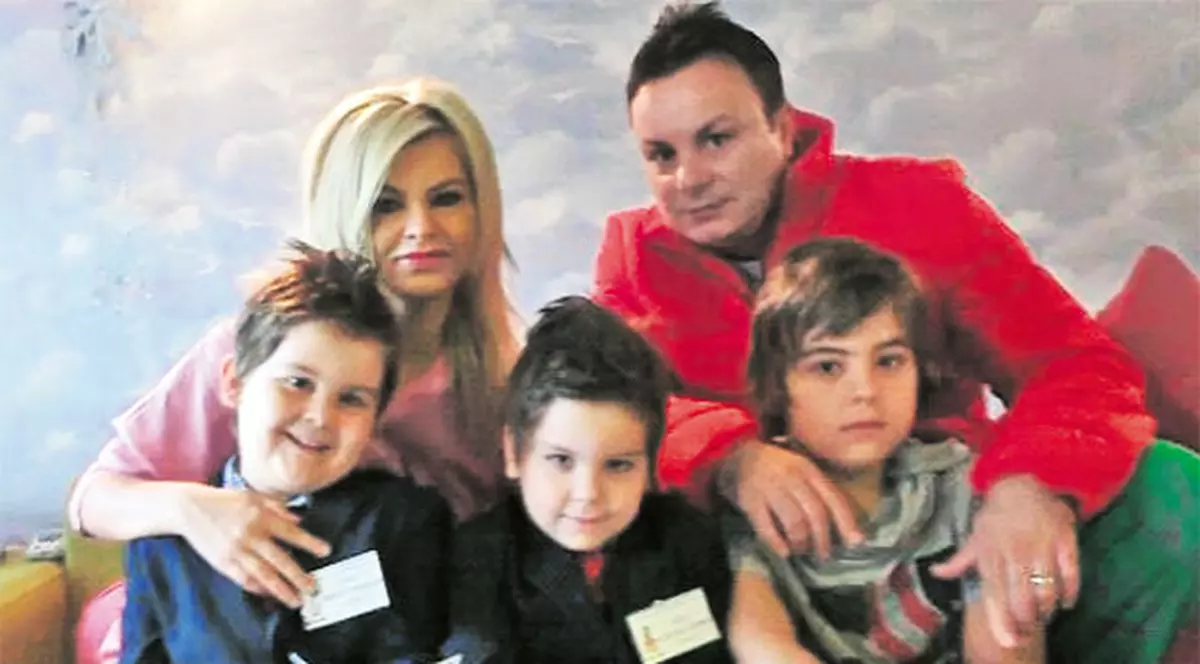 Băieţii lui Cosmin Murea au donat 300 de lei