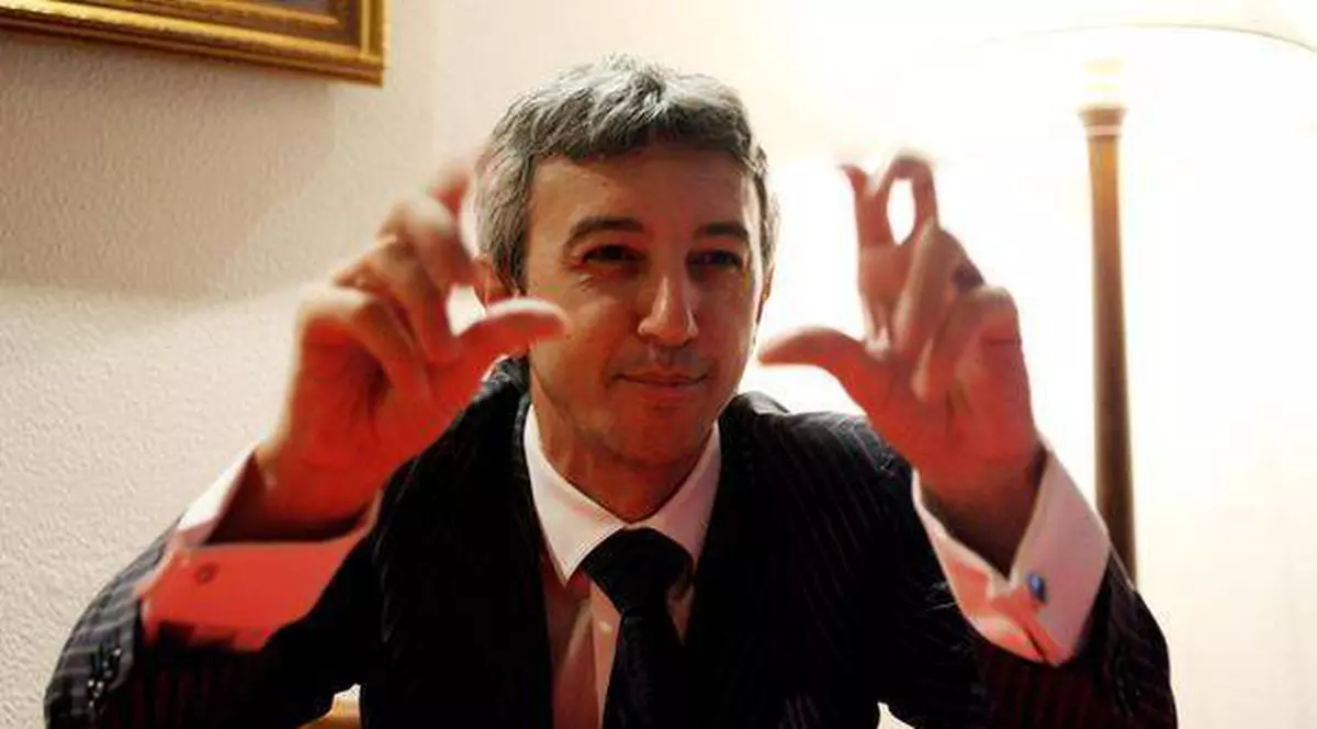 Cum se caracterizează Dan Diaconescu? ”Sunt ȘTIRB și URÂȚEL”