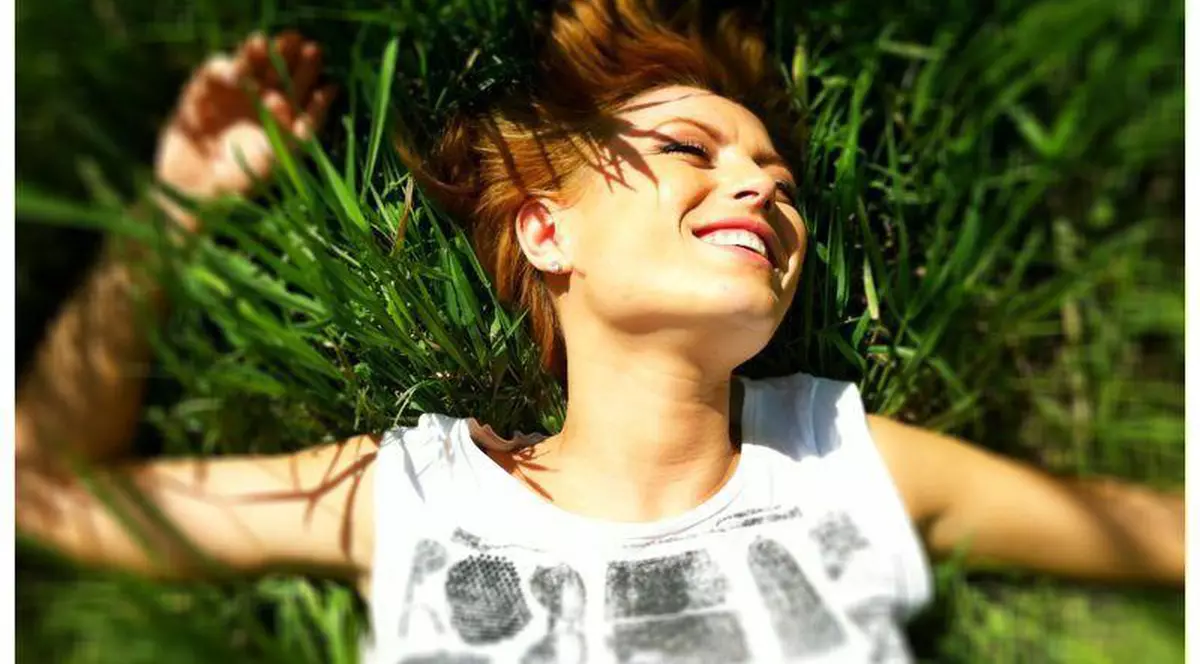 Ce mănâncă Elena Gheorghe la micul dejun? Tu te-ai sătura cu atât?