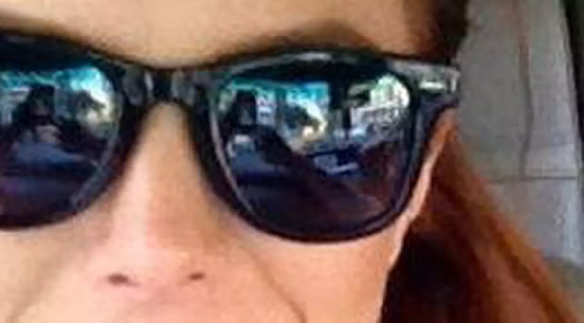 SCHIMBARE de LOOK! Elena Gheorghe s-a vopsit ROȘCATĂ. Îți place cum îi stă?