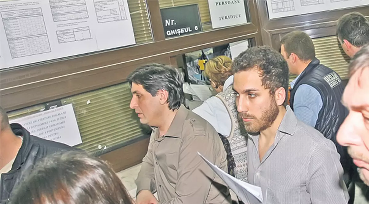 VESTE-BOMBĂ | CE TAXE MARI vom plăti în 2013!