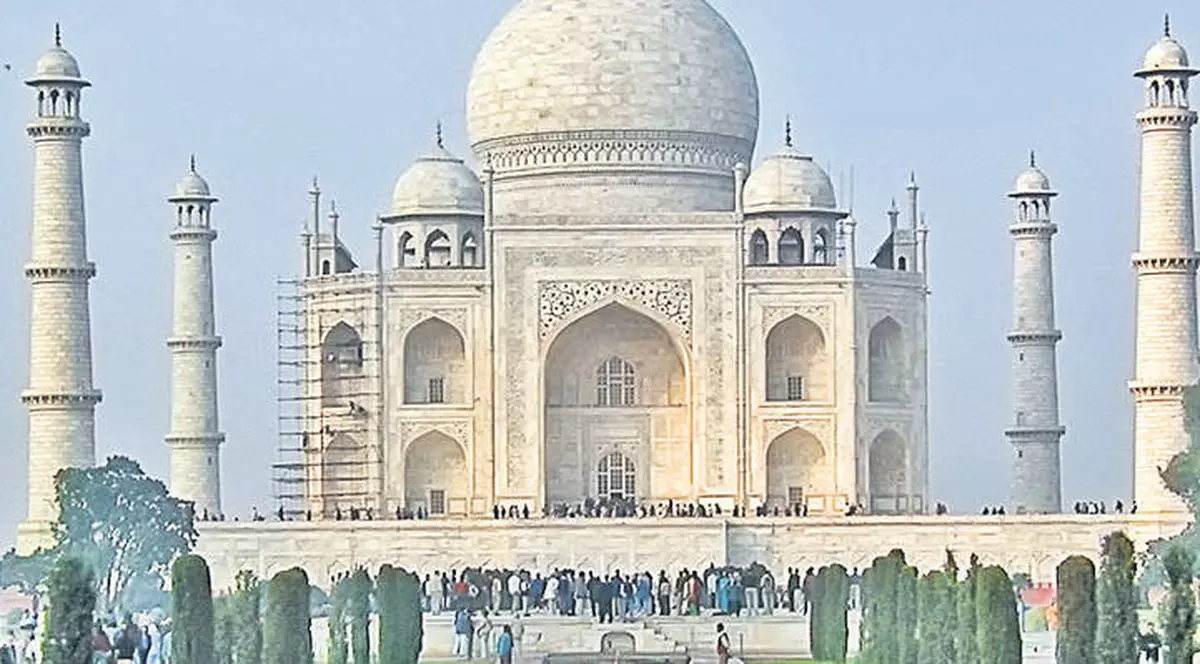 Credeai că în România sunt cele mai mici salarii? Nici pe departe! Intră şi vezi cât se câştigă în India