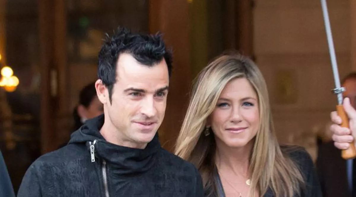 Jennifer Aniston vrea să se căsătorească la ferma Juliei Robert