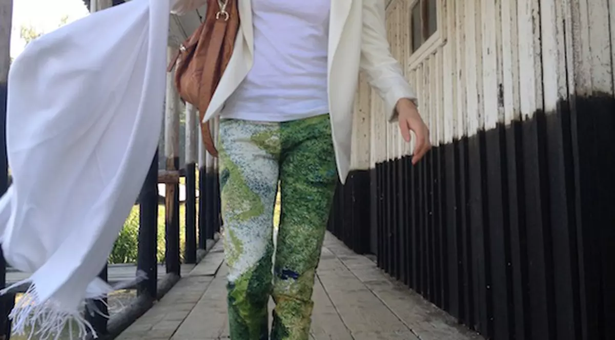 Laura Cosoi, MESAJ AMENINȚĂTOR pentru Smiley? Uite ce melodie ascultă și promovează!