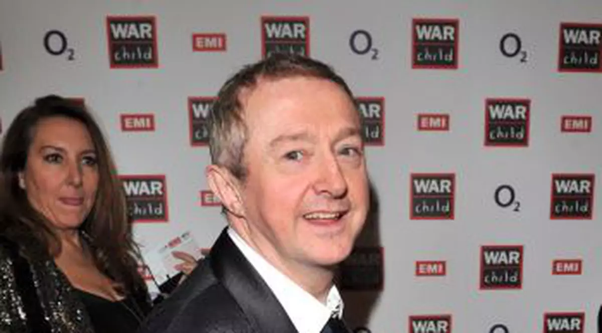 Scandal URIAŞ la X FACTOR Marea Britanie. Un membru al juriului a trişat? VIDEO