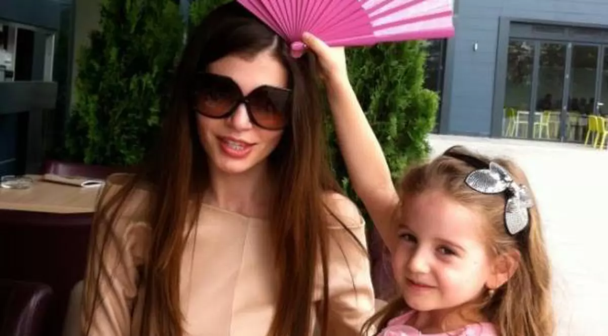 Cătălin Botezatu: "MONICA PLÂNGE în continuare DUPĂ IRINUCA! Am văzut-o lăcrimând de trei ori cât am fost în SUA"